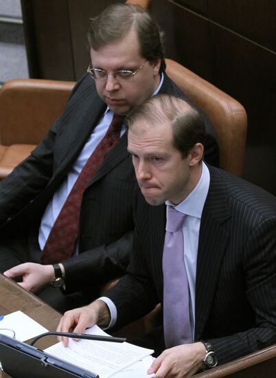 Igor Karavayev, Denis Manturov