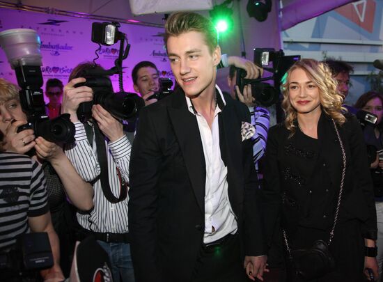 Oksana Akinshina, Aleksei Vorobyov