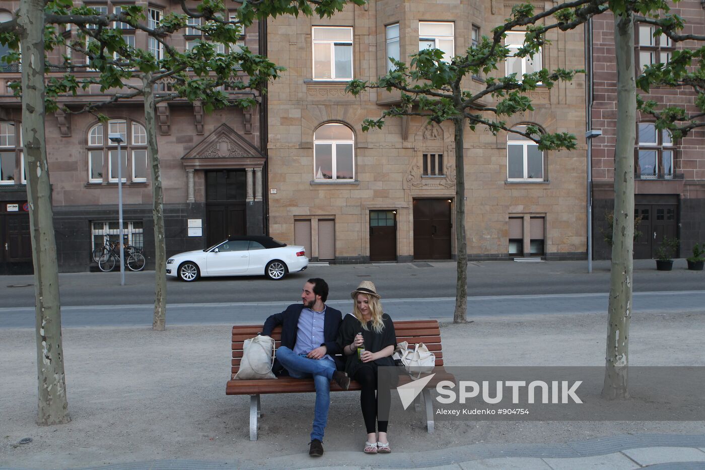 Citizens on an embankment in Dusseldorf