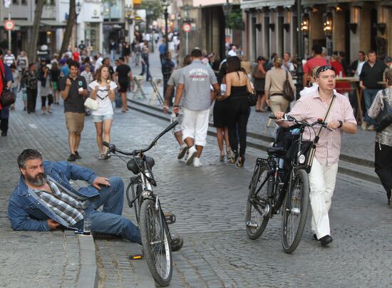 Citizens in a street