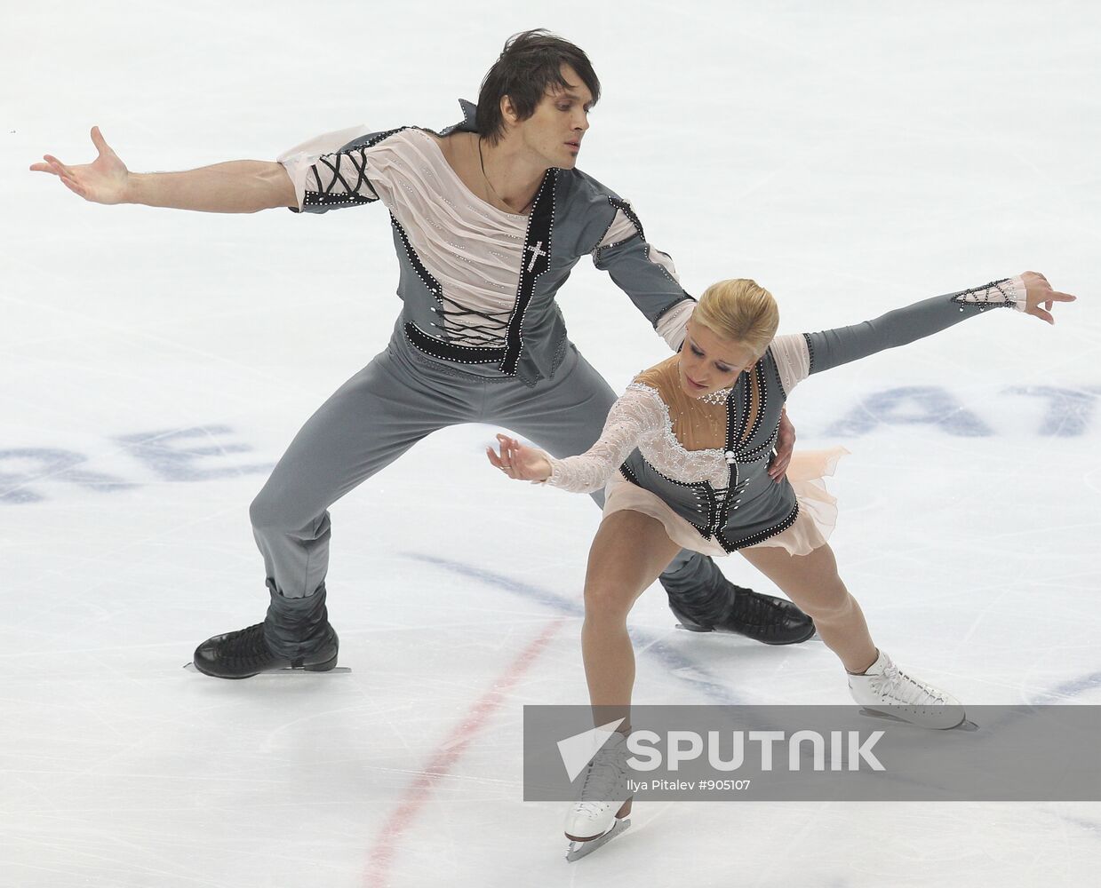 World Figure Skating Championships. Pairs. Free Skating