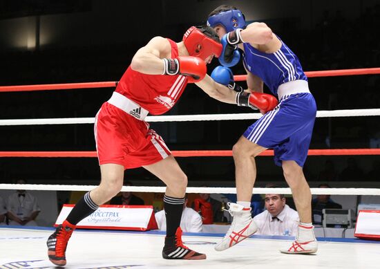 Artyom Chebotarev, Dmitry Bivol