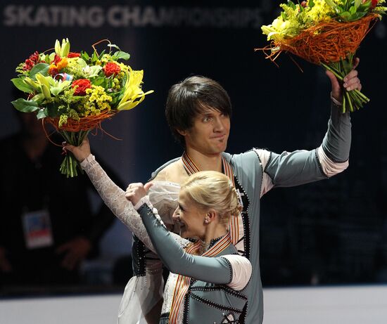 World Figure Skating Championships. Pairs. Free Skating