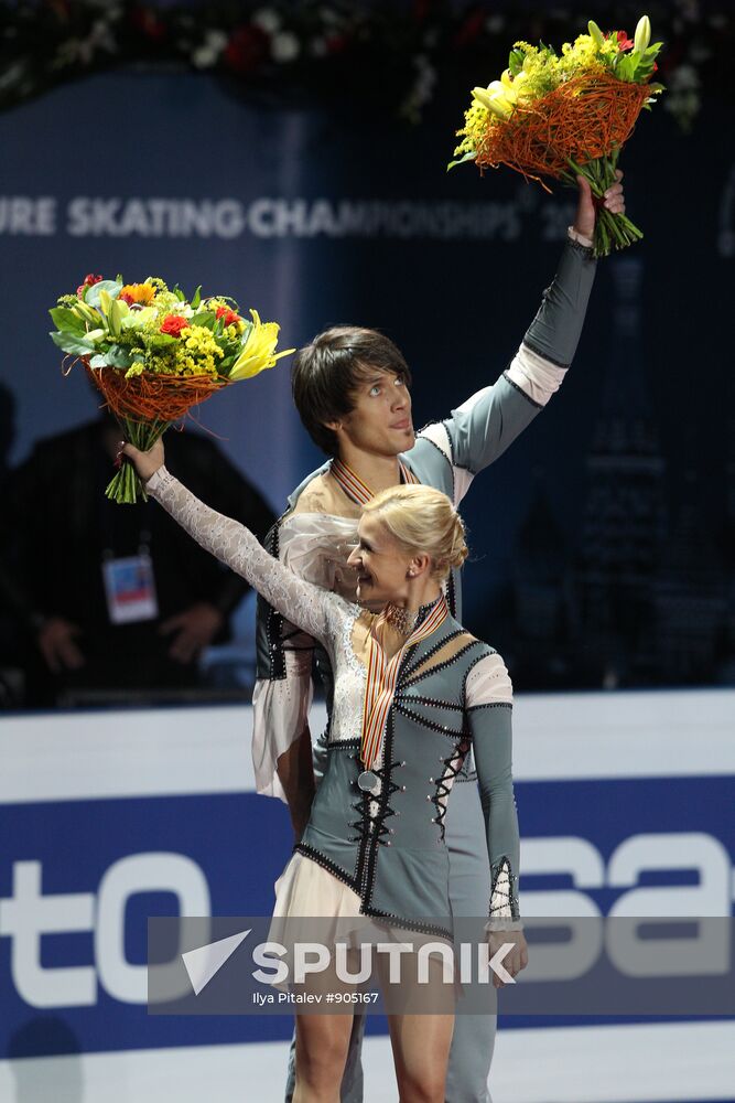 World Figure Skating Championships. Pairs. Free Skating