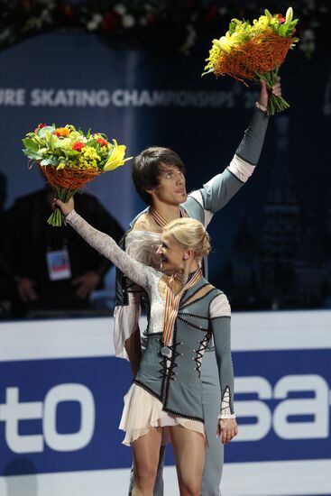 World Figure Skating Championships. Pairs. Free Skating
