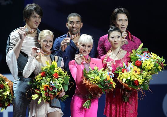 World Figure Skating Championships. Pairs. Free Skating