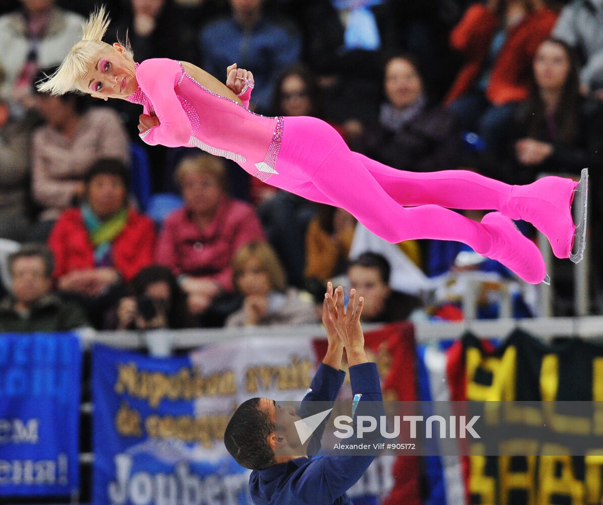 World Figure Skating Championships. Pairs. Free Skating