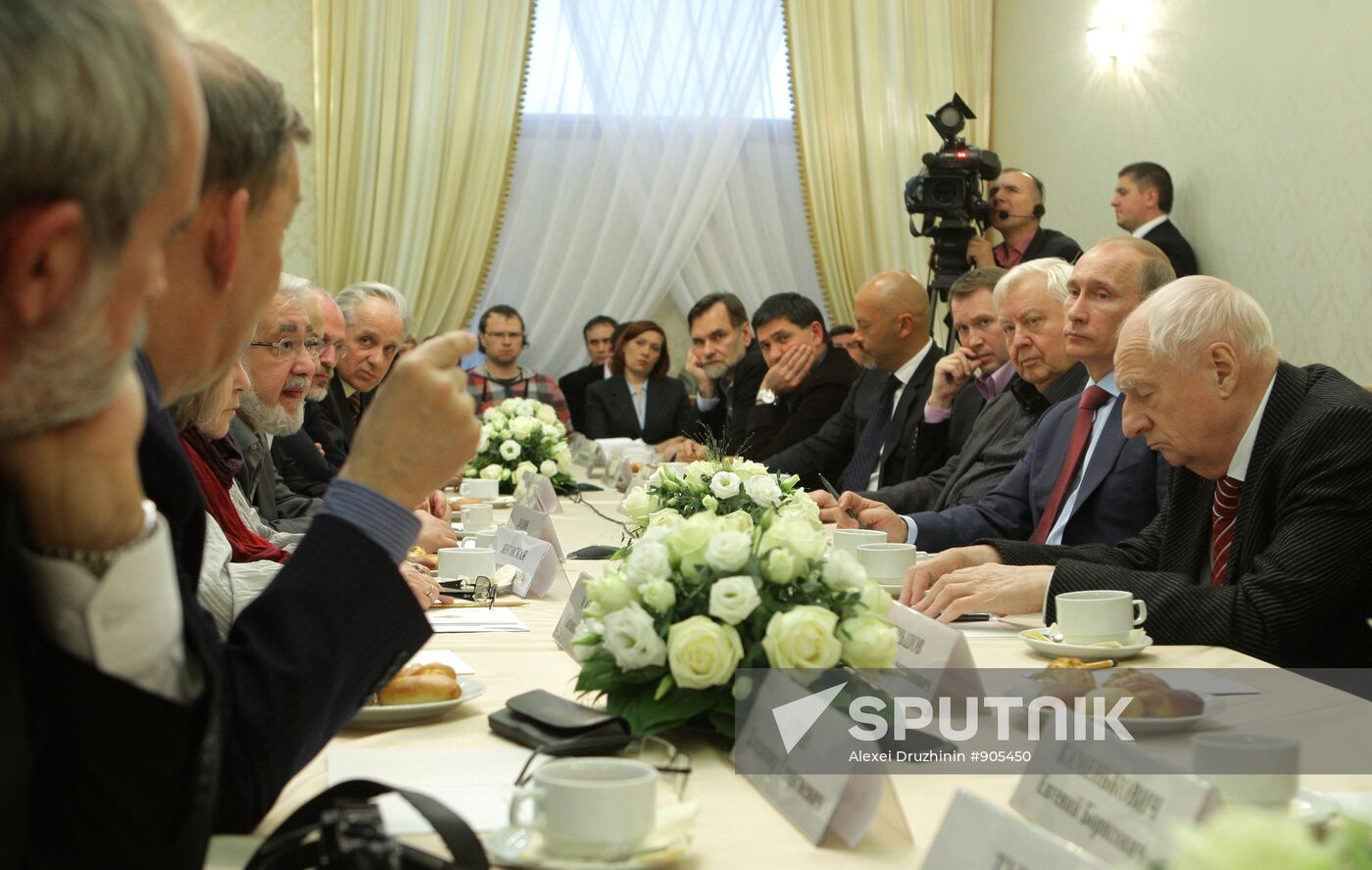 Vladimir Putin visits Volga Federal District