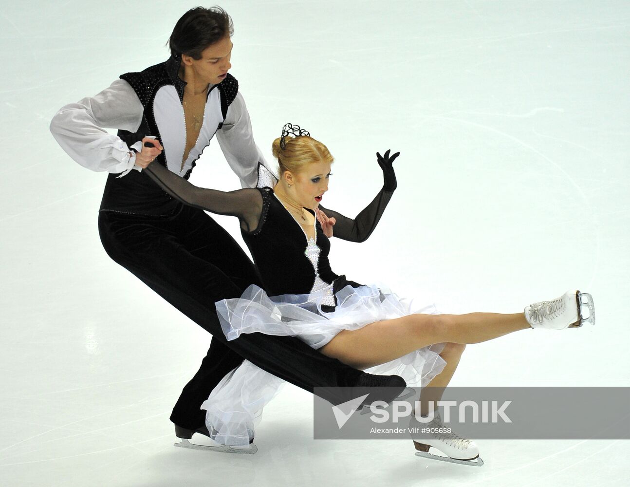 Yekaterina Bobrova, Dmitry Solovyov