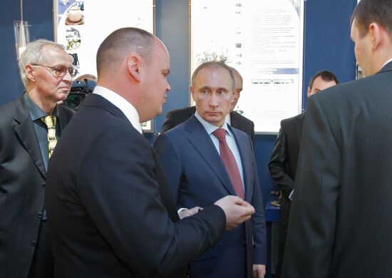 Vladimir Putin tours Volga Federal District