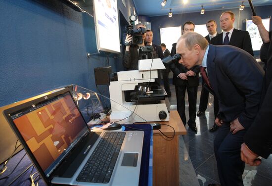 Vladimir Putin tours Volga Federal District