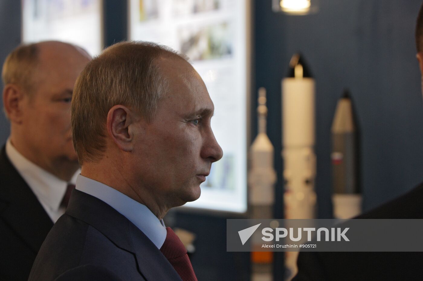 Vladimir Putin tours Volga Federal District