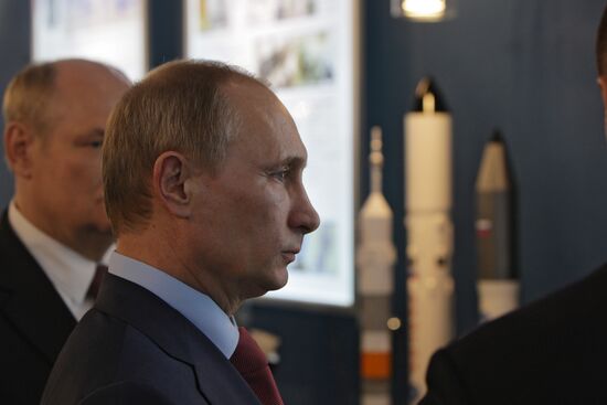 Vladimir Putin tours Volga Federal District