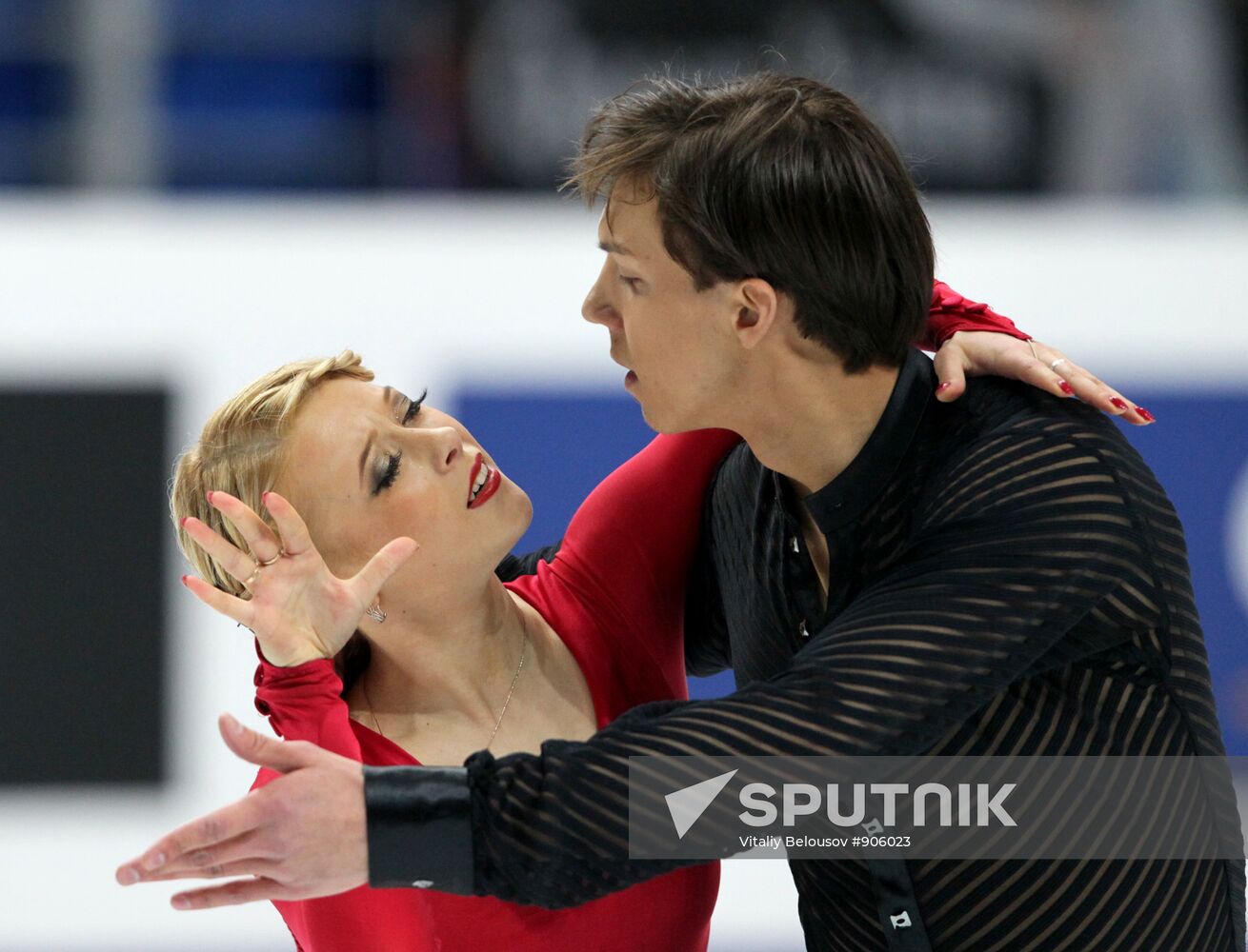 Yelena Bobrova and Dmitry Solovyov