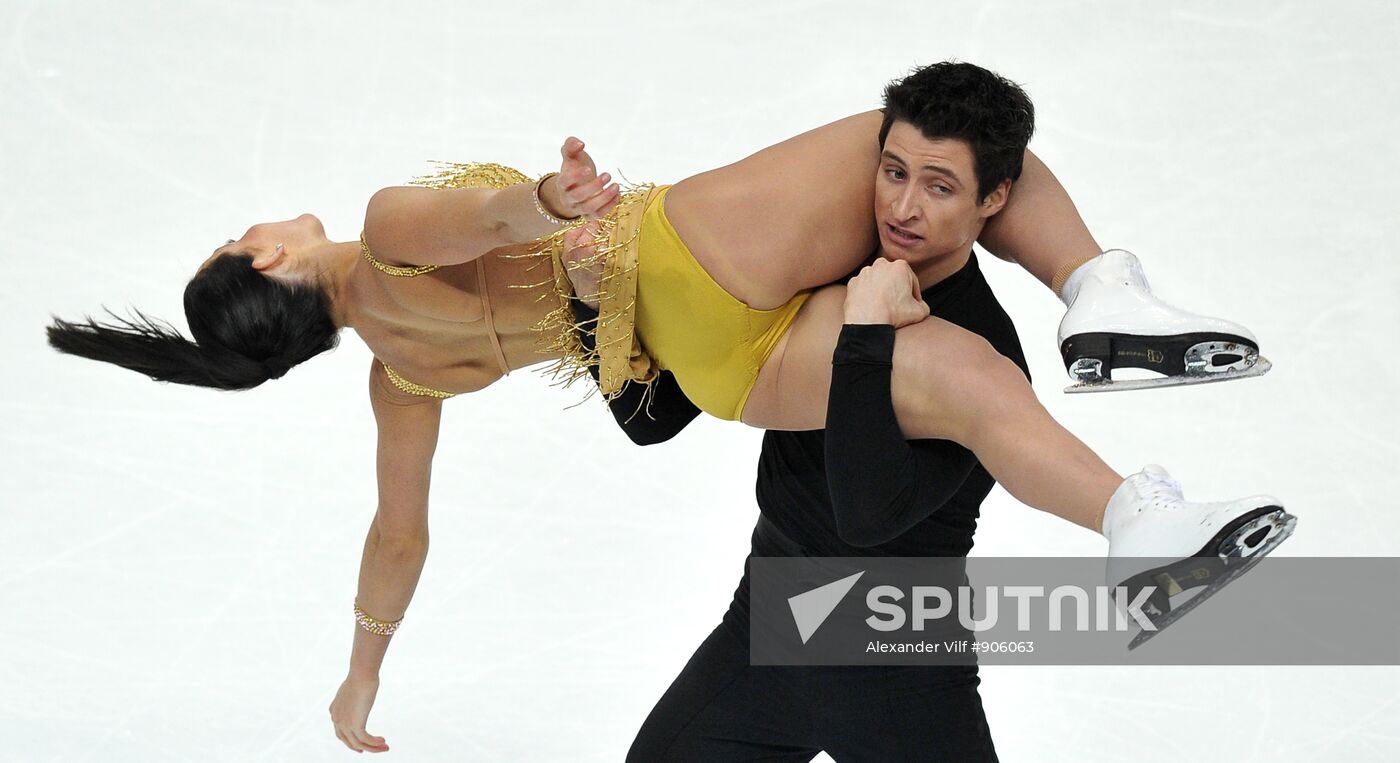 Tessa Virtue and Scott Moir
