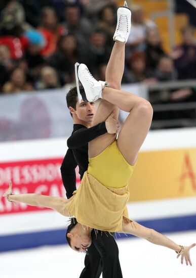 Tessa Virtue and Scott Moir