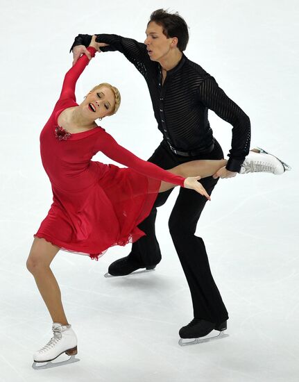 Ekaterina Bobrova and Dmitry Solovyov