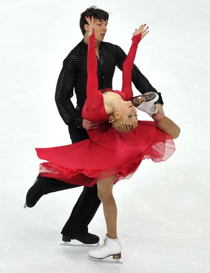 Ekaterina Bobrova and Dmitry Solovyov