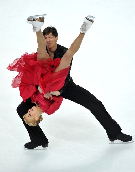 Ekaterina Bobrova and Dmitry Solovyov