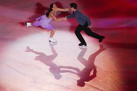 Tessa Virtue and Scott Moir