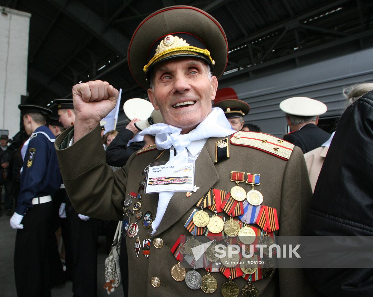 War veterans-carrying Memory Train leaves Kaliningrad