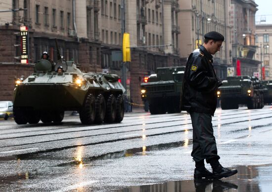 Military vehicles head to rehearsal of Victory Day parade