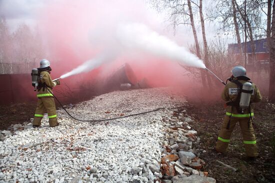 Russian Emergency Ministry showcases new technical developments