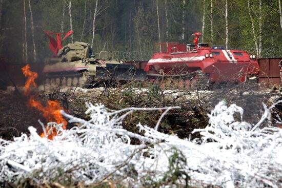 Russian Emergency Ministry showcases new technical developments