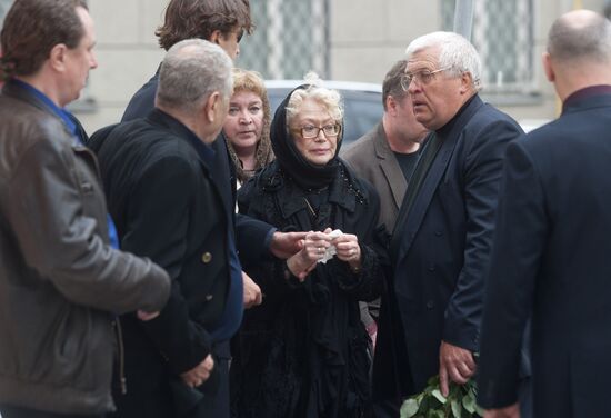 Paying last respects to Alexander Lazarev