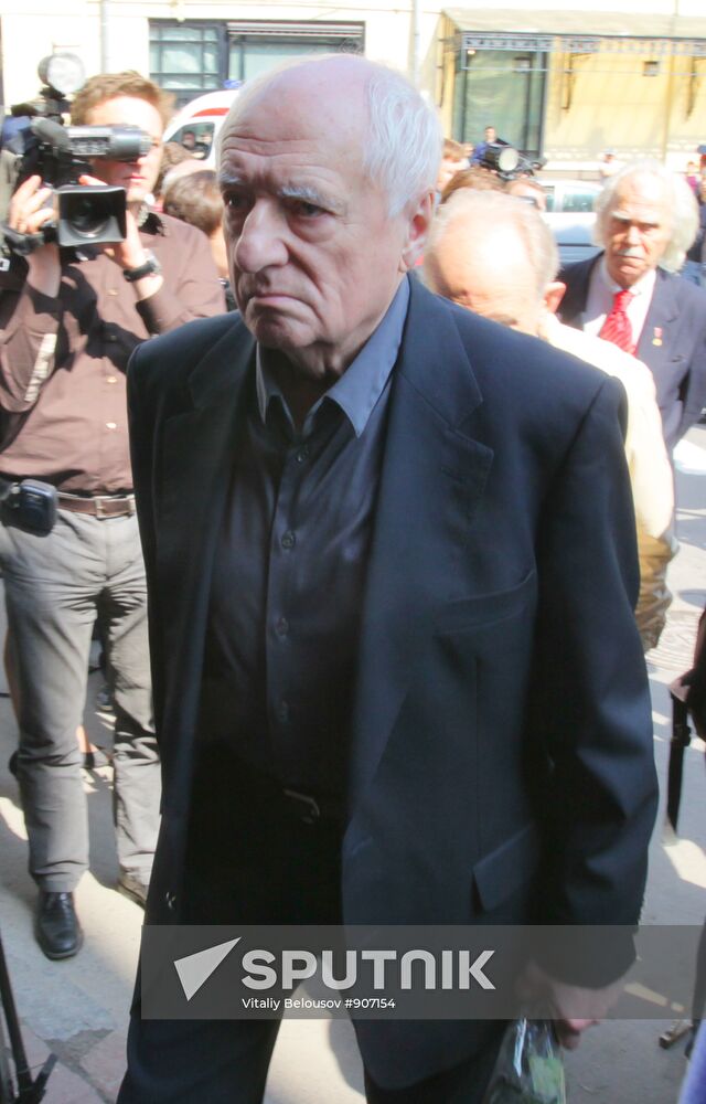 Mark Zakharov
