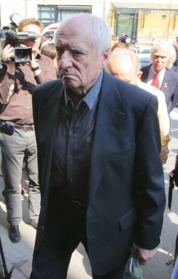 Mark Zakharov