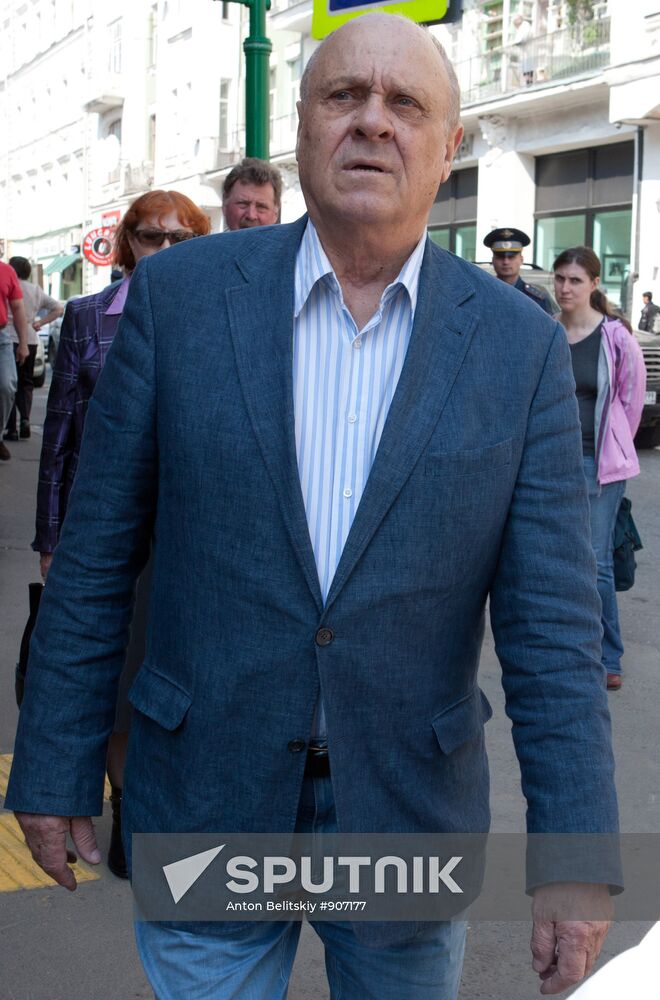 Vladimir Menshov