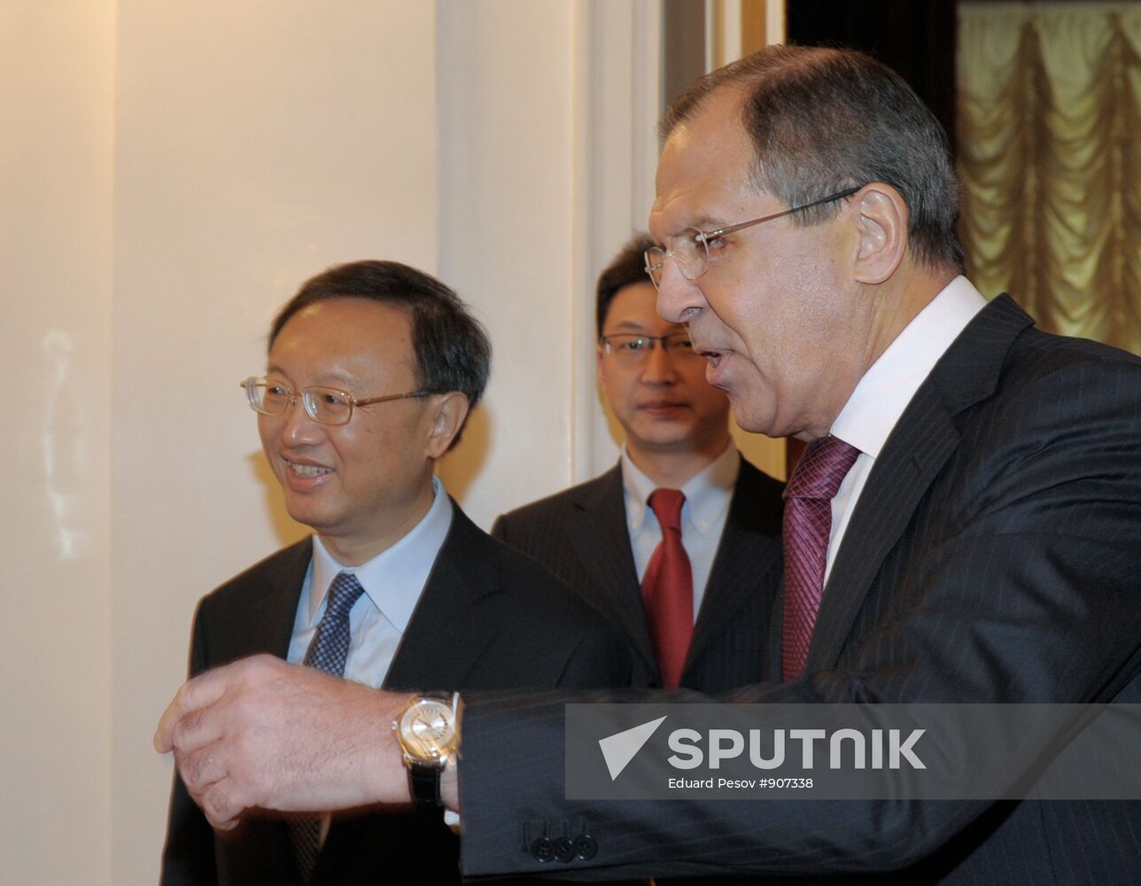 Sergei Lavrov meets Yang Jiechi