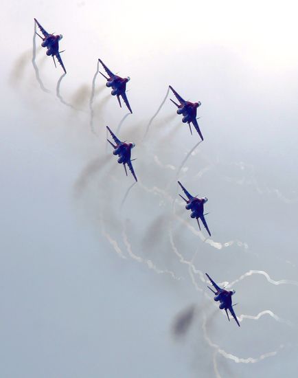 Strizhi aerobatic display team celebrate their anniversary