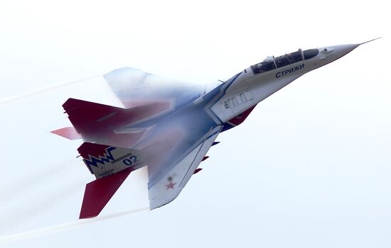 Strizhi aerobatic display team celebrate their anniversary