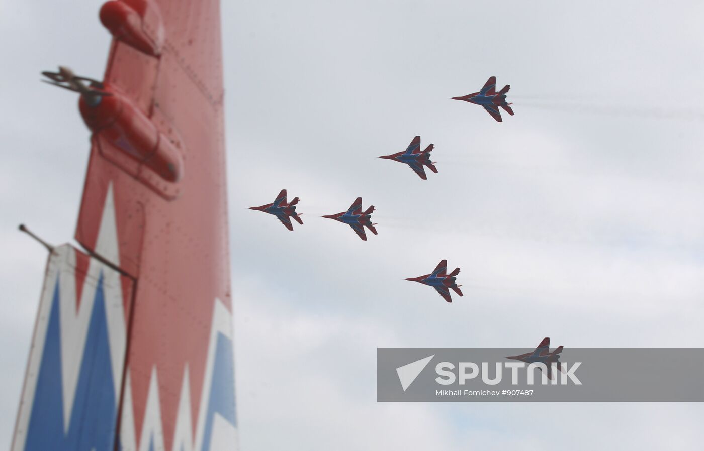 Strizhi aerobatic display team celebrate their anniversary