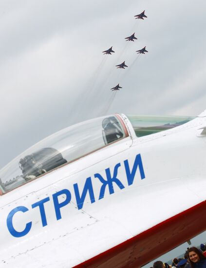 Strizhi aerobatic display team celebrate their anniversary
