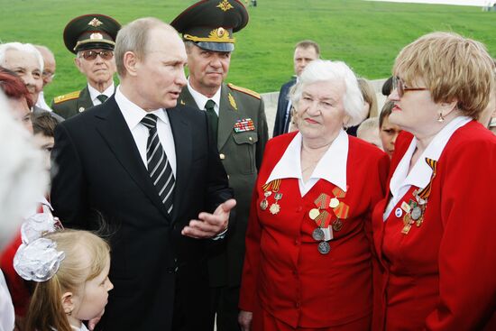 Vladimir Putin visits Southern Federal District
