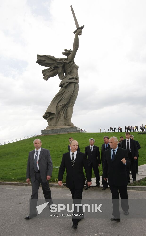 Vladimir Putin visits Southern Federal District