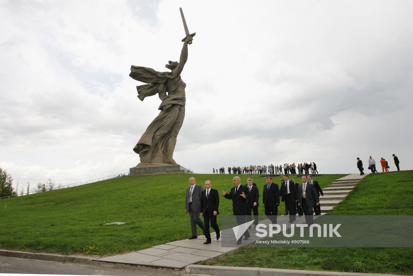 Vladimir Putin tours Southern Federal District