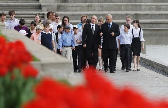 Vladimir Putin visits Southern Federal District