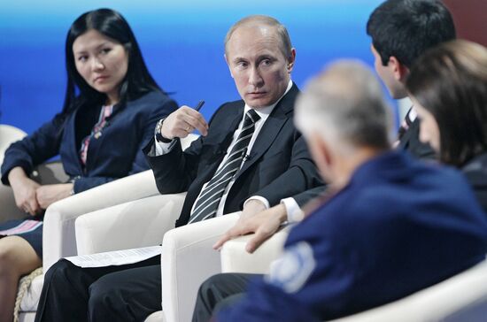 Vladimir Putin tours Southern Federal District