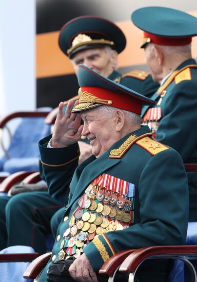 Military parade on 66th anniversary of Victory in WWII