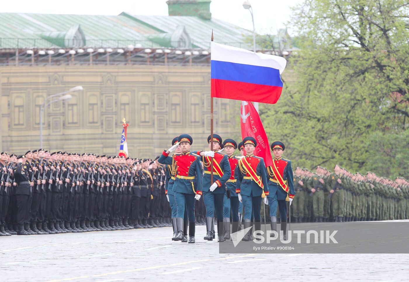 Military parade on 66th anniversary of Victory in WWII
