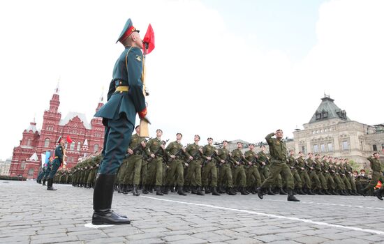 Military parade on 66th anniversary of Victory in WWII