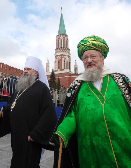 Military parade on 66th anniversary of Victory in WWII
