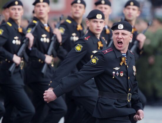 Military parade on 66th anniversary of Victory in WWII