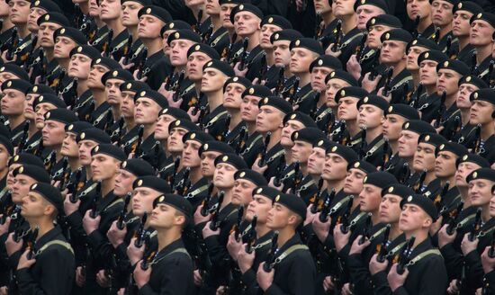 Military parade marking the 66th anniversary of Victory in WWII