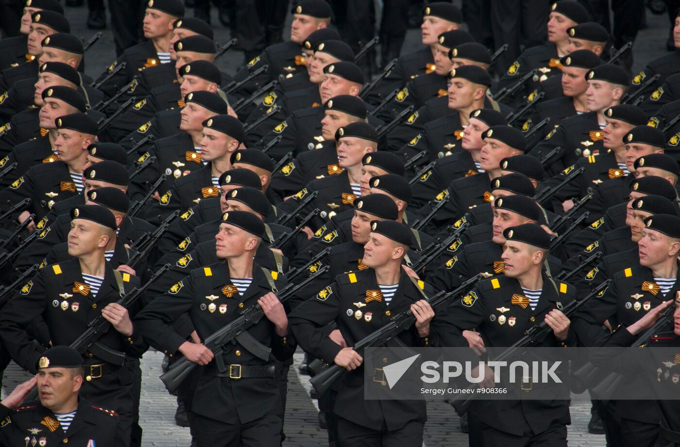 Military parade marking the 66th anniversary of Victory in WWII