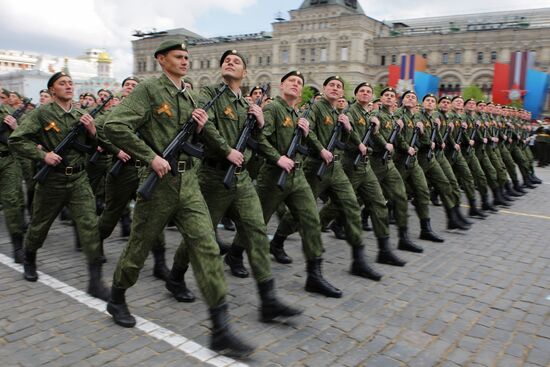 Military parade marking the 66th anniversary of Victory in WWII